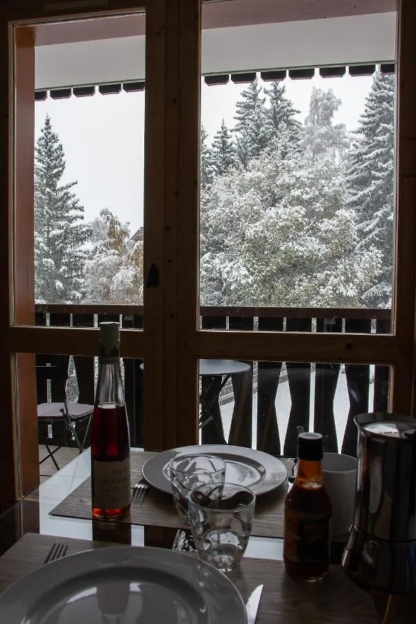 Courchevel 1550 - Superbe Appartement Skis Aux Pieds ! 0*,