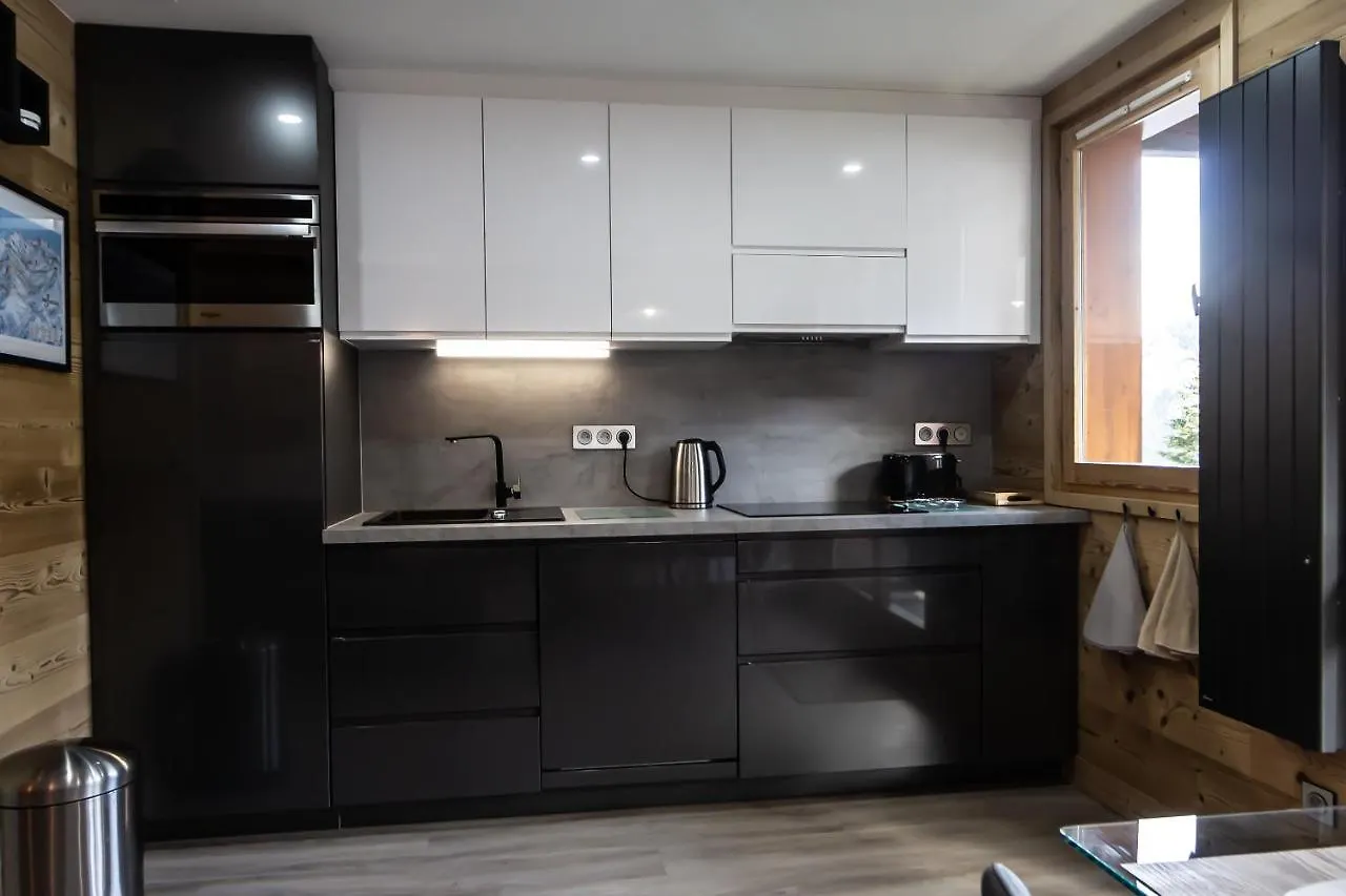 Courchevel 1550 - Superbe Appartement Skis Aux Pieds !